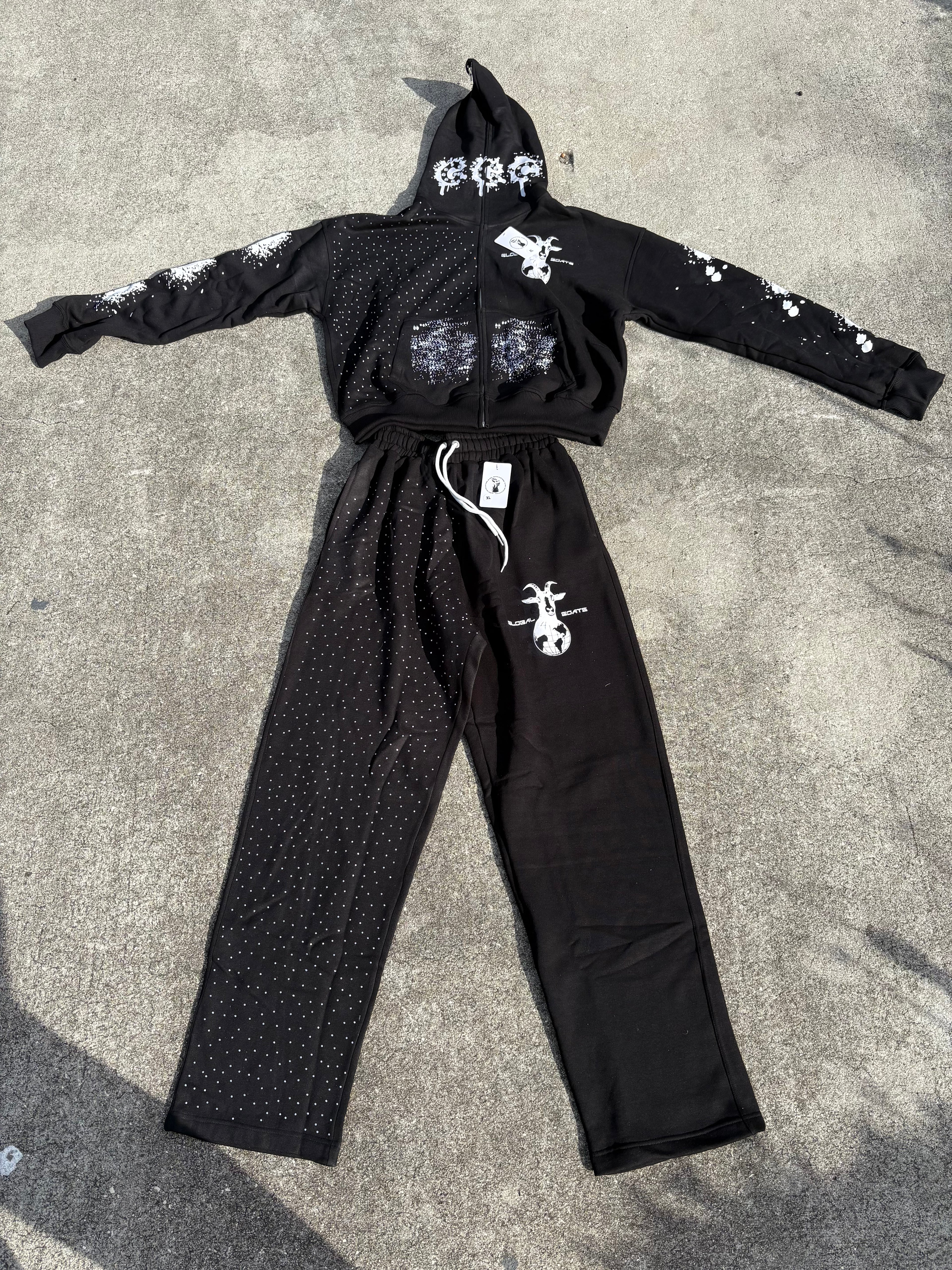 GGC SWEATSUIT “GO GLOBAL OR STAY LOCAL”